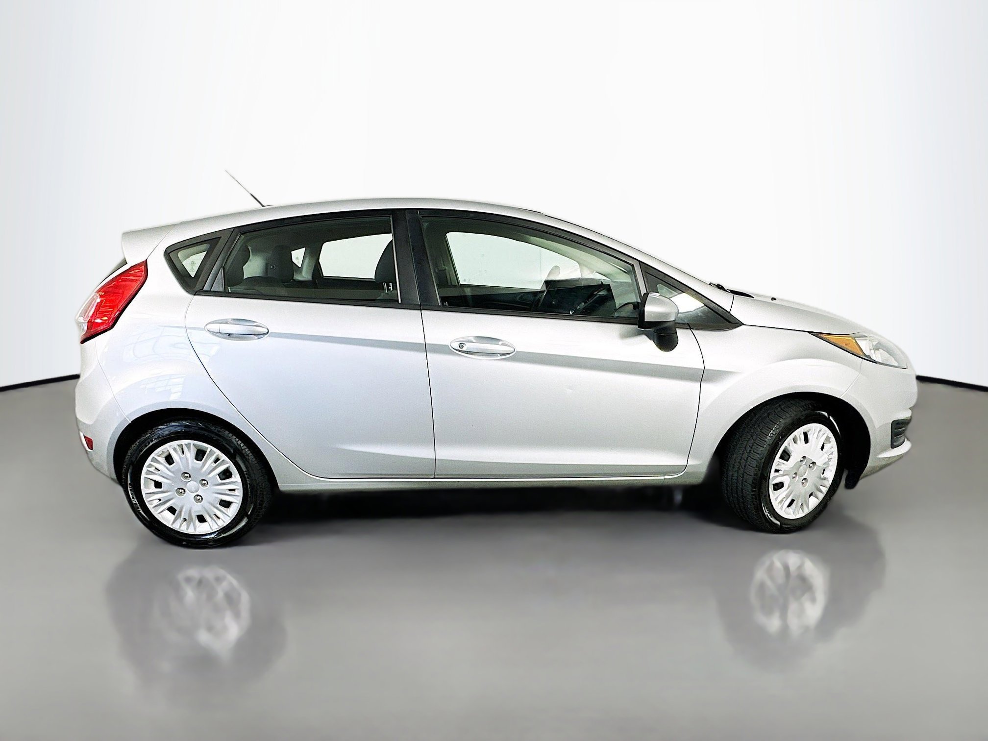 Used 2014 Ford Fiesta S FWD image 8