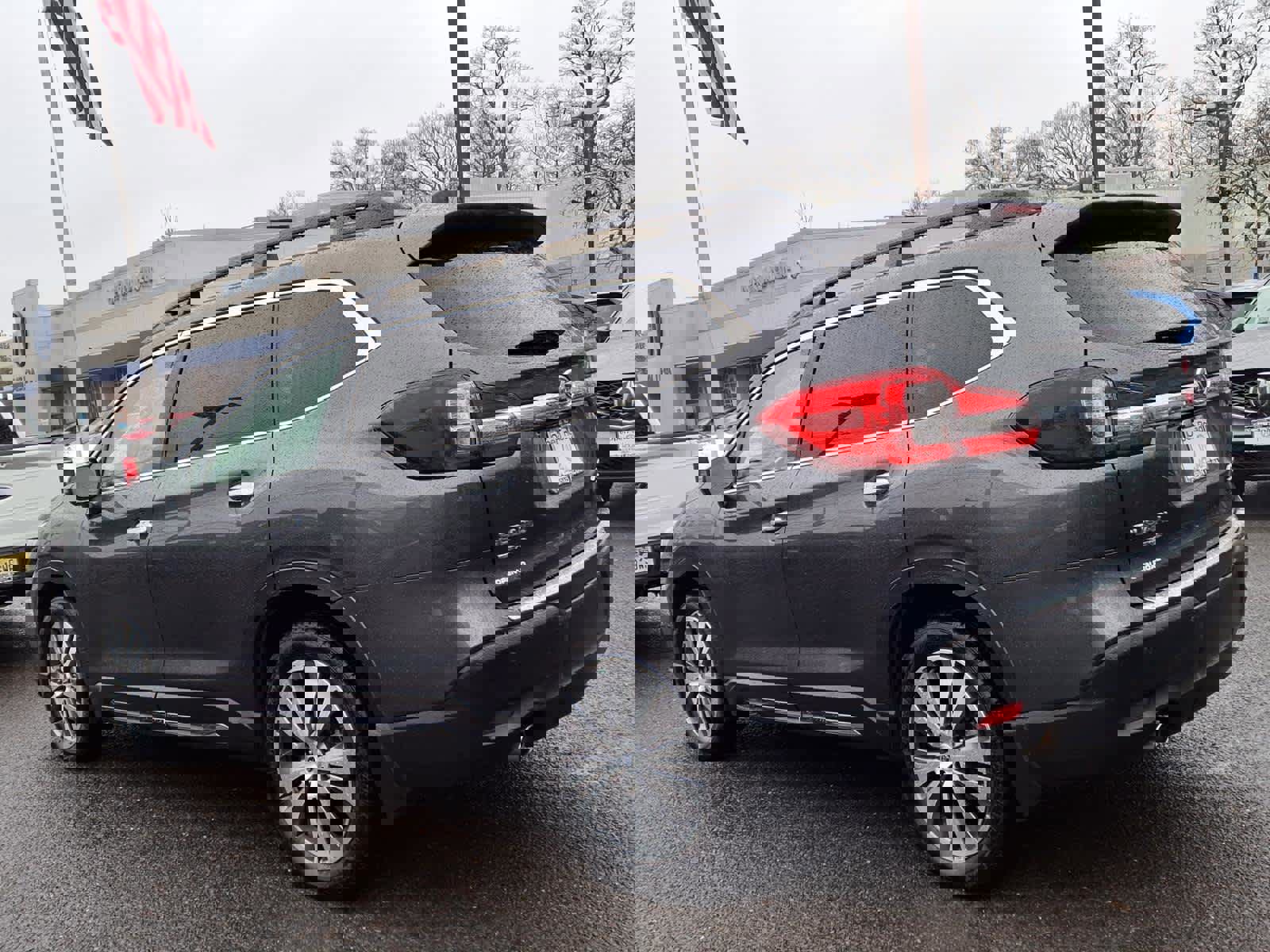 Used 2022 Subaru Ascent Touring image 5