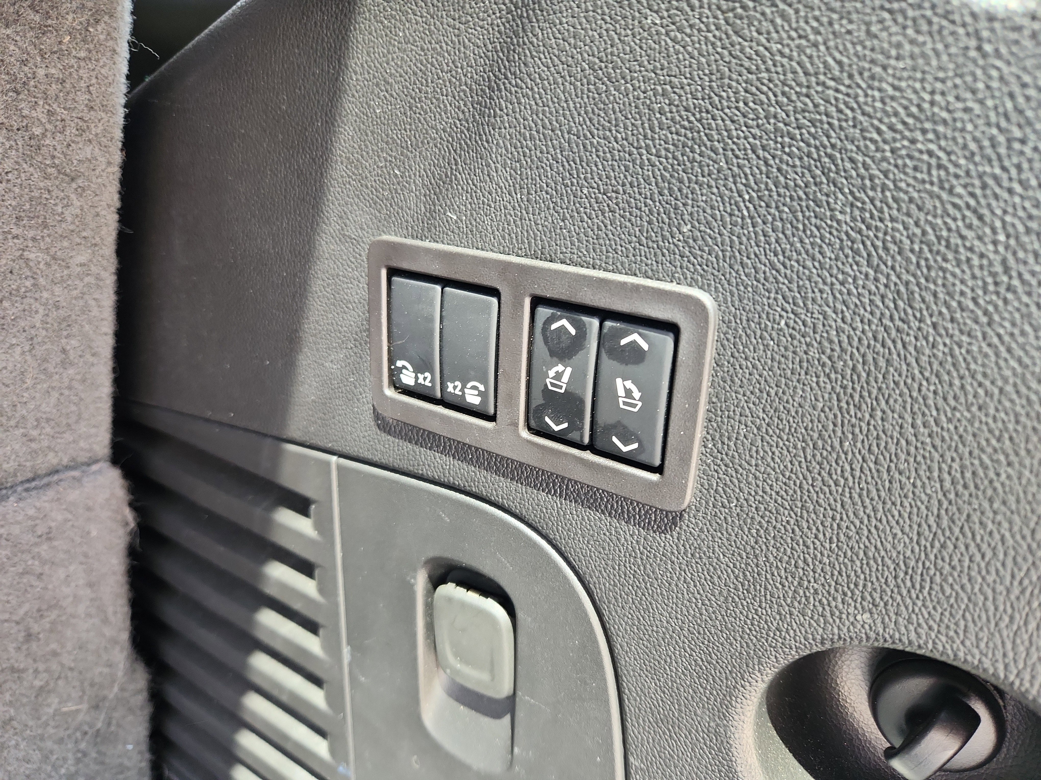 Used 2019 Chevrolet Tahoe Premier AWD/4WD image 56