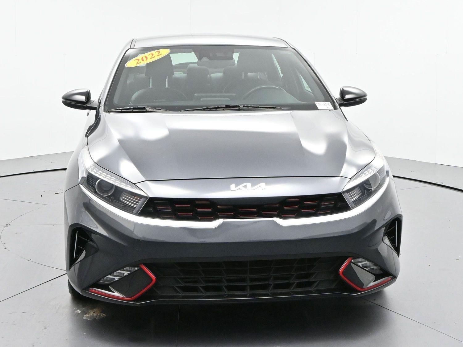 Used 2022 Kia Forte GT-Line FWD image 2