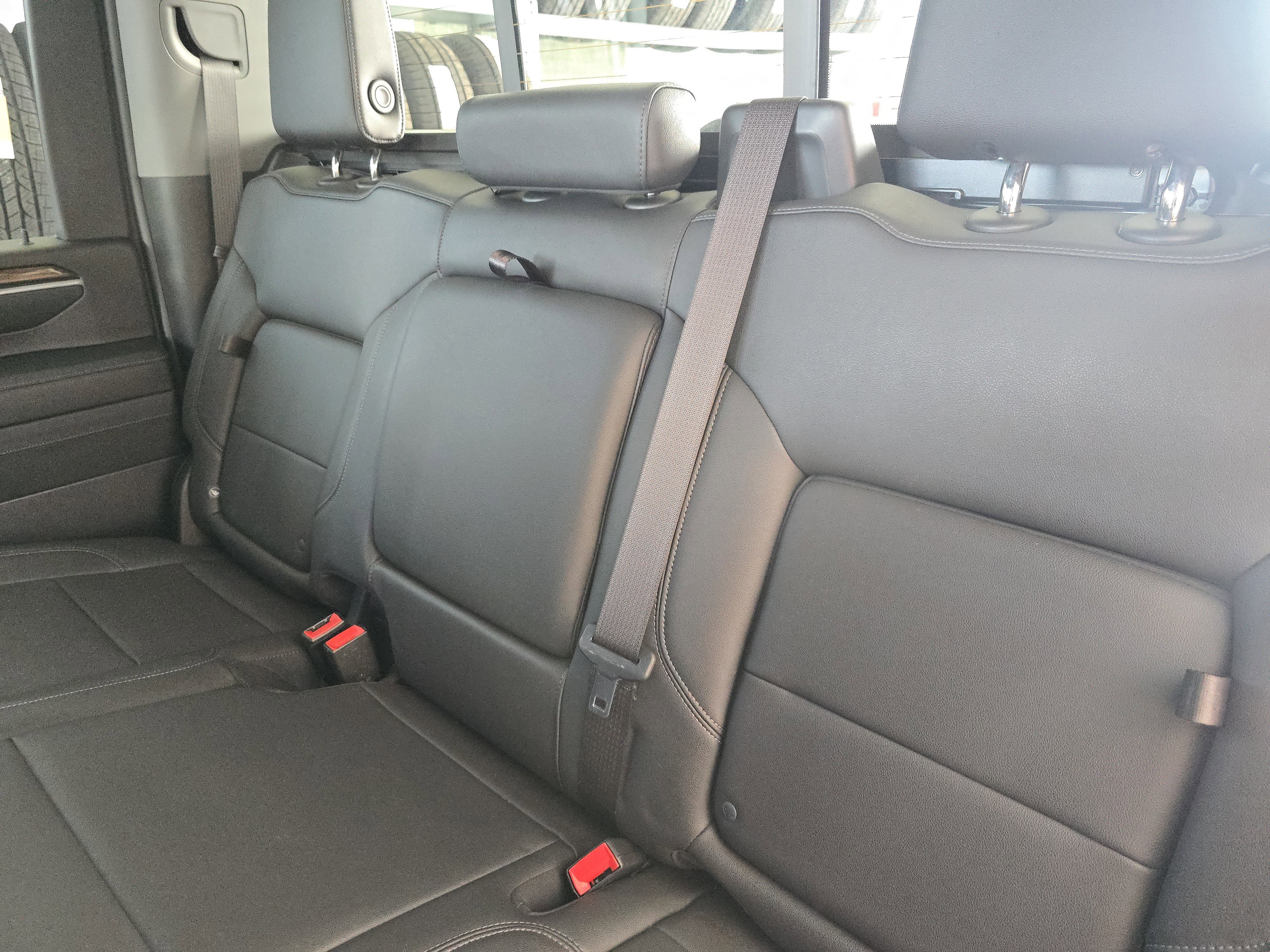 Used 2024 Chevrolet Silverado 2500 LT w/ Convenience Package image 26