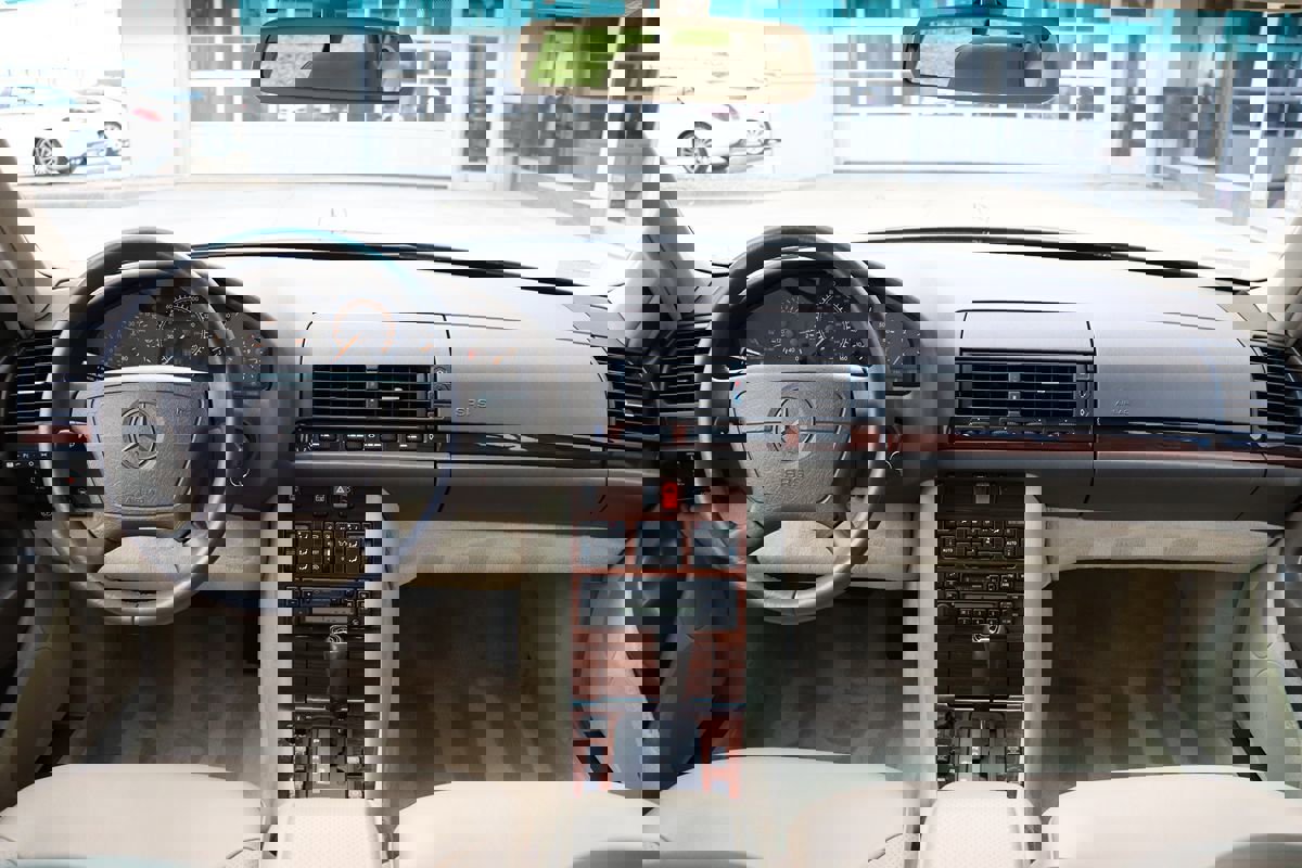 Used 1995 Mercedes-Benz S 320 image 10