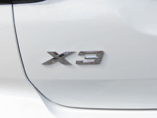 Used 2024 BMW X3 xDrive30i w/ Premium Package w/ZPA AWD/4WD image 7