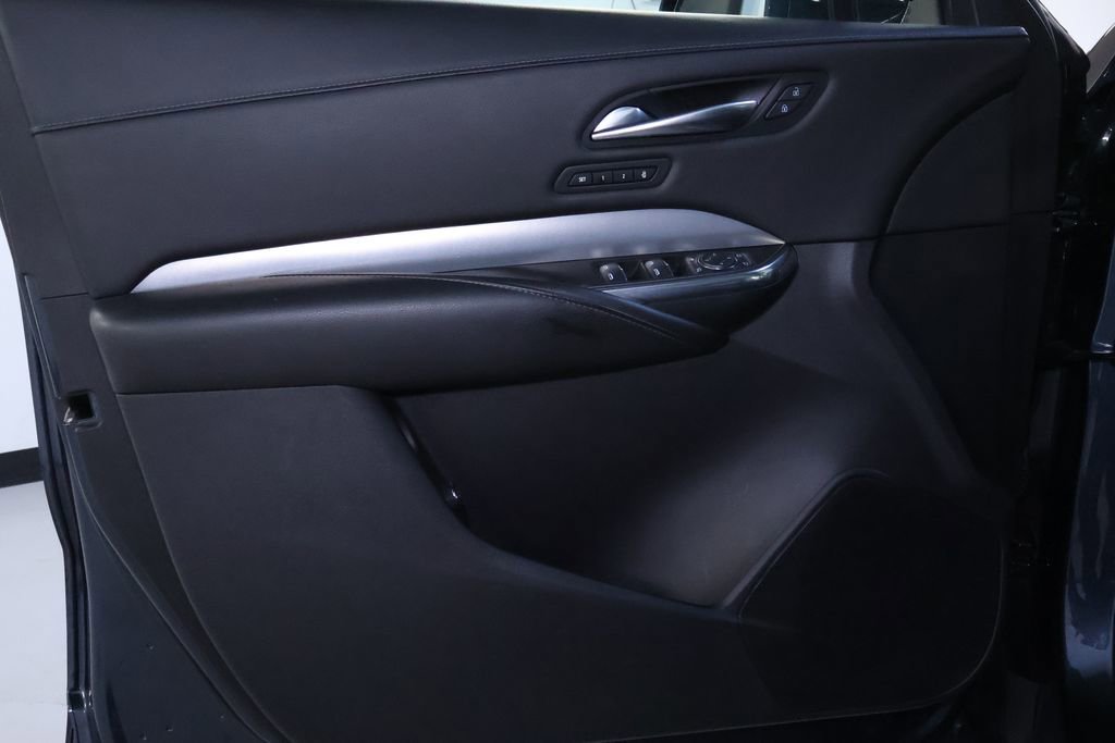 Used 2019 Cadillac XT4 Premium Luxury w/ Driver Awareness Package image 13