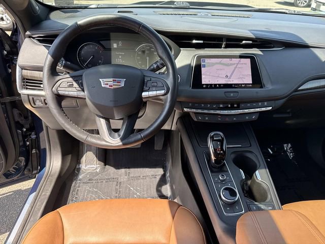 Used 2021 Cadillac XT4 Premium Luxury image 15