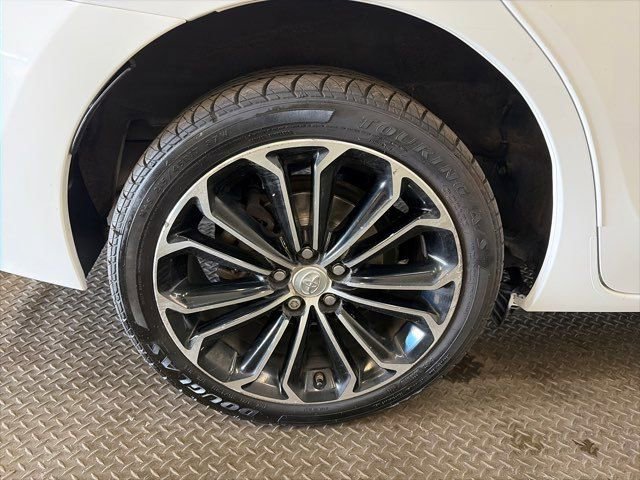 Used 2016 Toyota Corolla S image 38