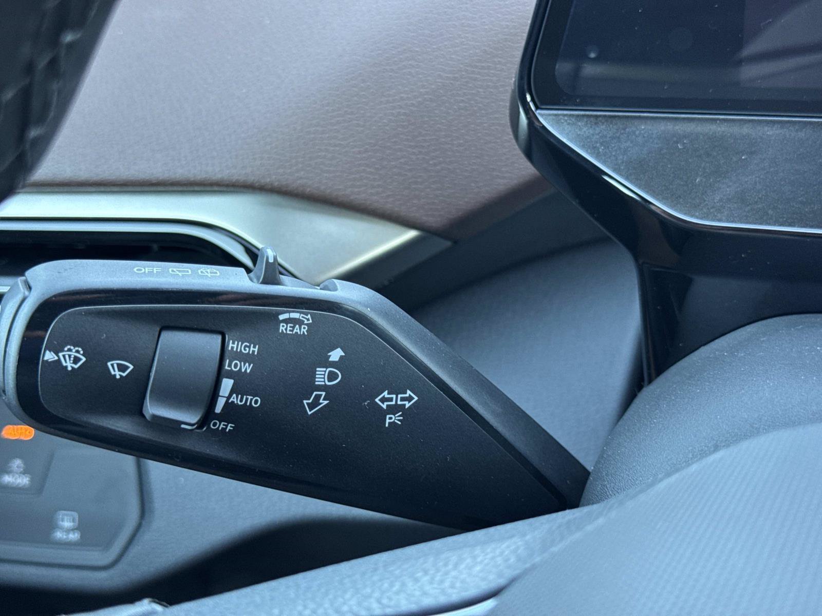 New 2026 Volkswagen ID.4 Pro RWD image 21