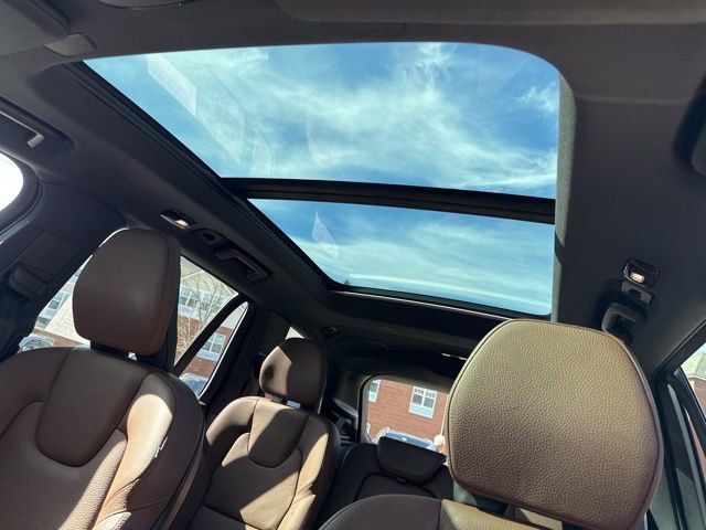 Certified 2024 Volvo XC90 B6 Plus w/ Protection Package Premier image 21