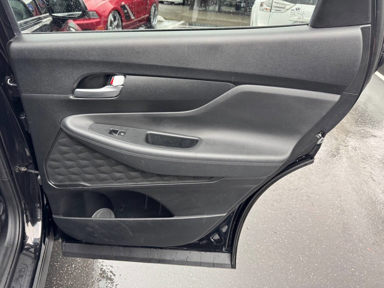 Used 2019 Hyundai Santa Fe SE image 15