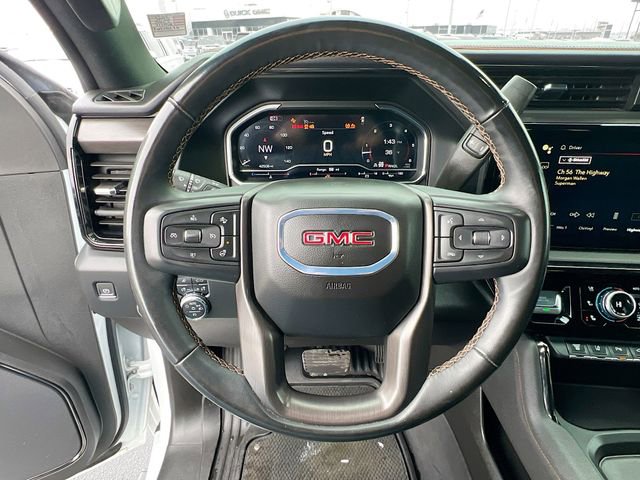 Used 2024 GMC Sierra 2500 AT4 image 12