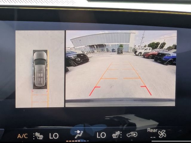 Used 2025 Buick Enclave Sport Touring w/ Power Package image 22