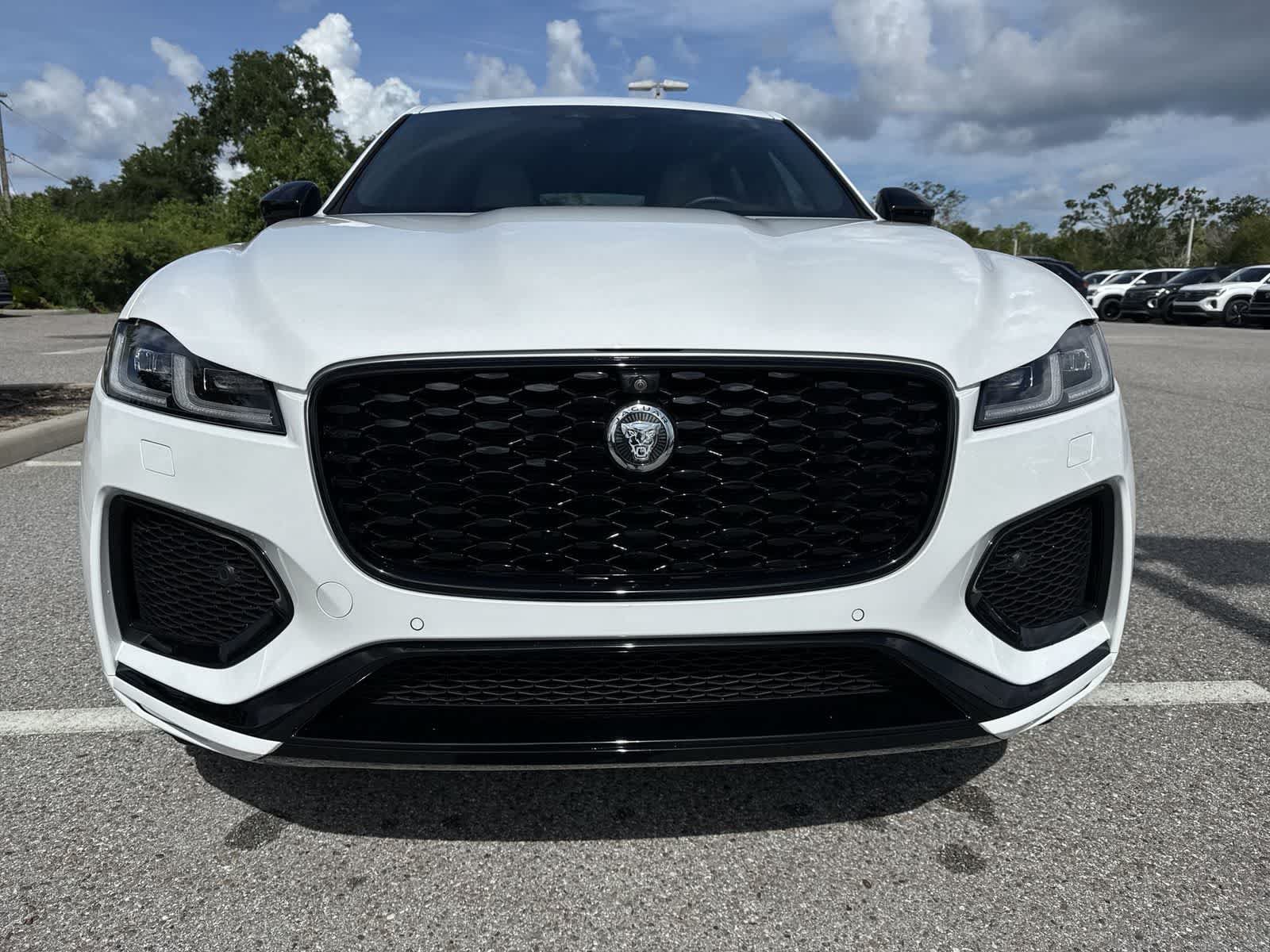 Used 2026 Jaguar F-PACE R-Dynamic S AWD/4WD image 9