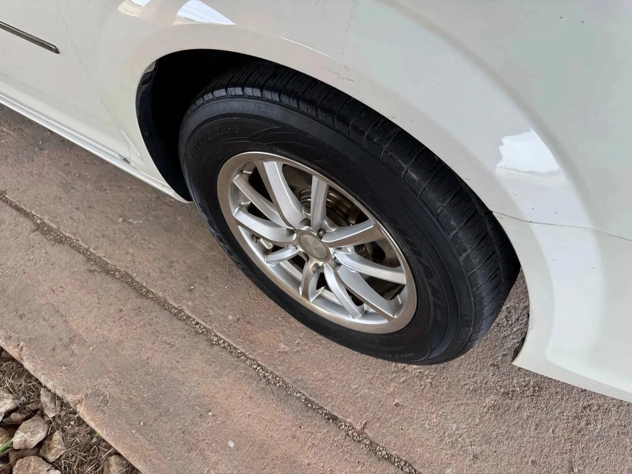 Used 2008 Saturn Aura XE FWD image 27