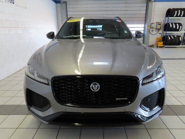 Used 2024 Jaguar F-PACE R-Dynamic S image 18