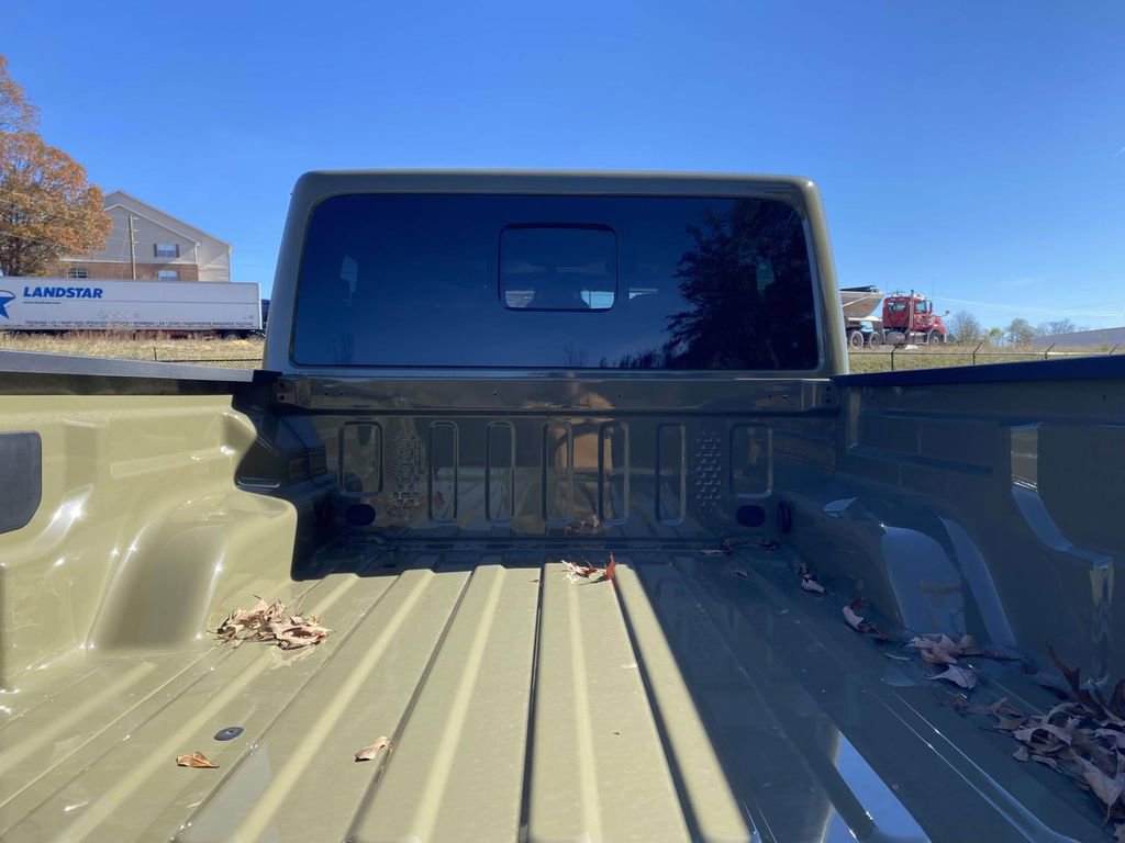 New 2026 Jeep Gladiator Mojave AWD/4WD image 9