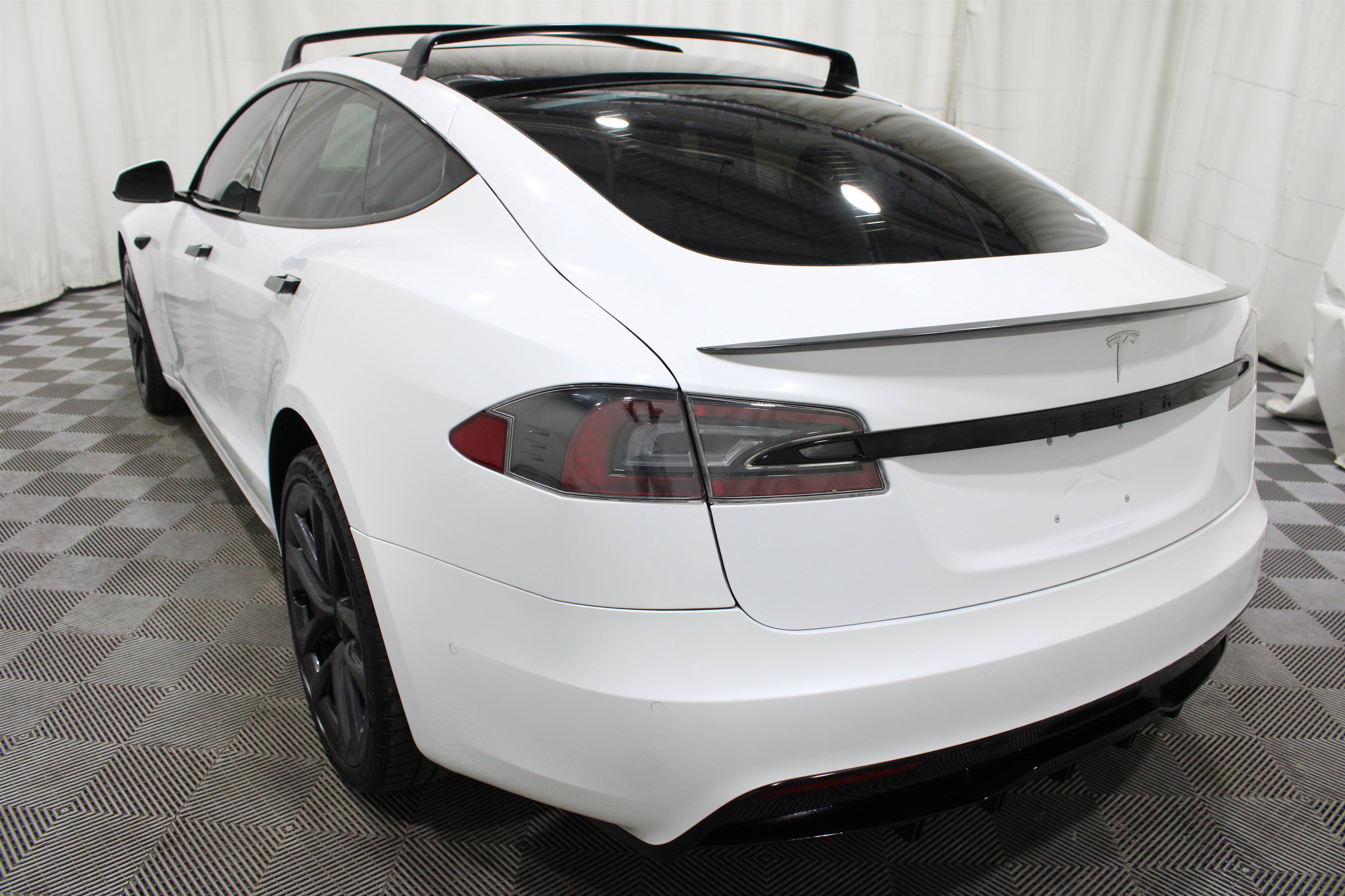 Used 2021 Tesla Model S Plaid AWD/4WD image 26