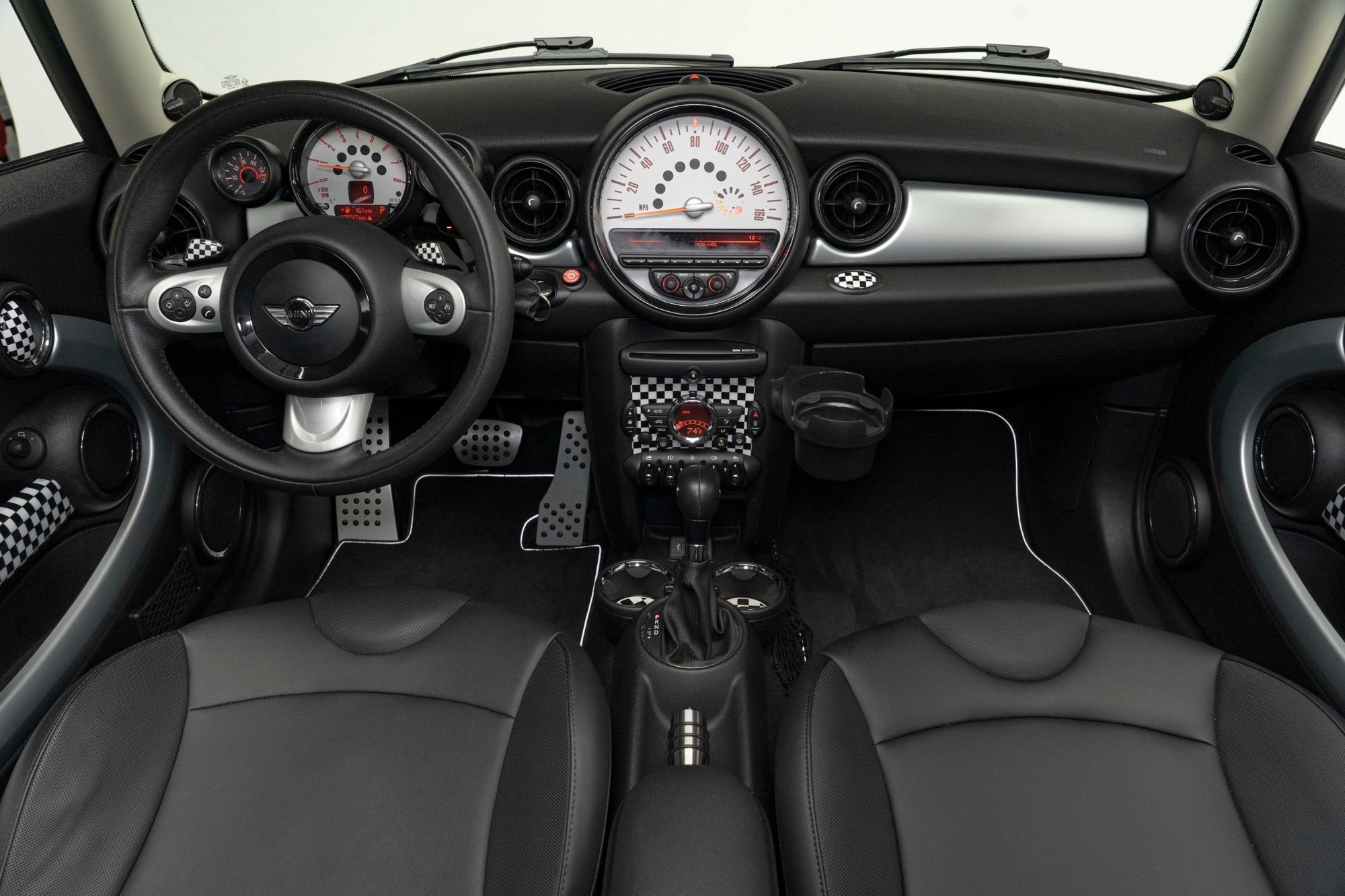 Used 2013 MINI Cooper S FWD image 2