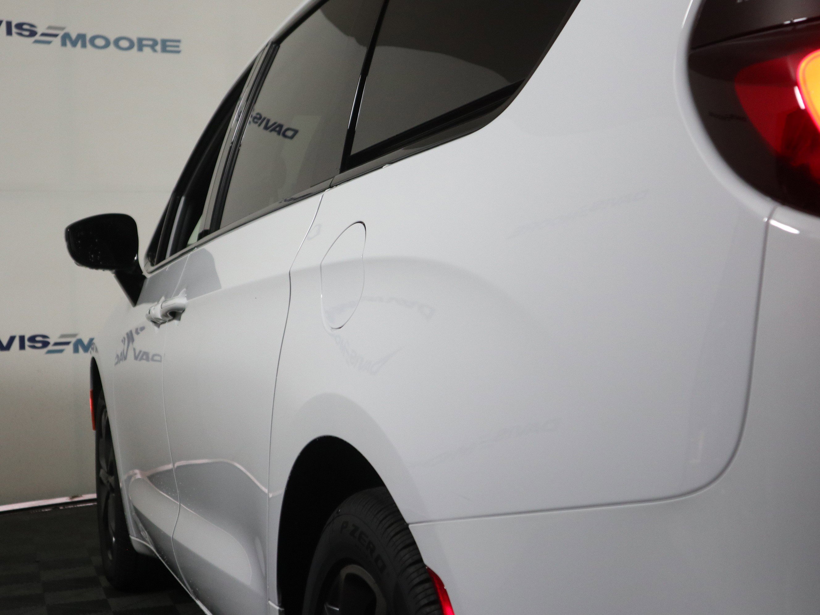 New 2026 Chrysler Pacifica Select image 10