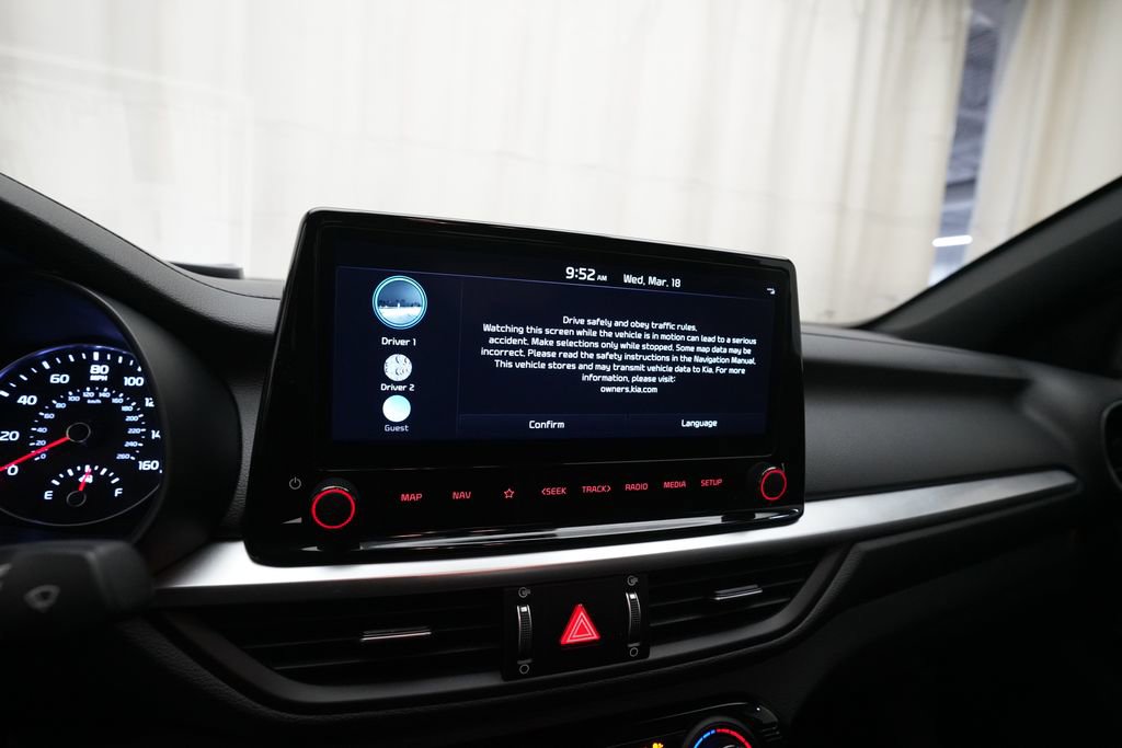 Certified 2024 Kia Forte GT-Line image 6