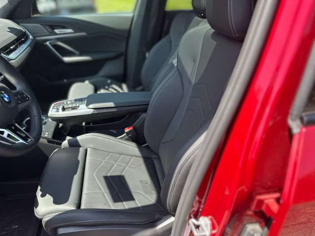 Used 2026 BMW X1 M35i w/ Technology Package AWD/4WD image 13