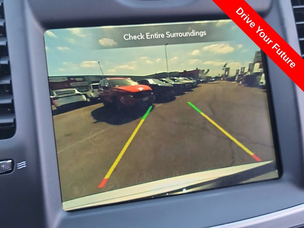 Used 2023 Chrysler 300 Touring L w/ Safetytec Plus Group RWD image 11