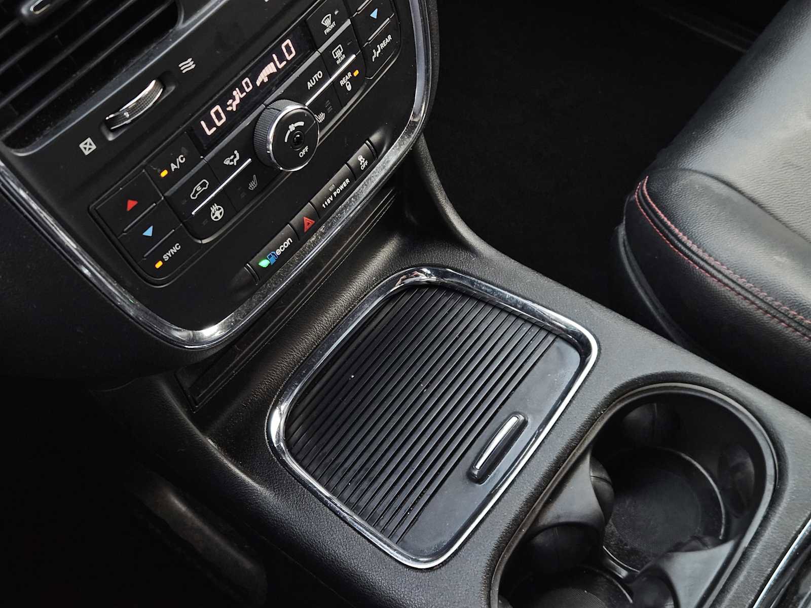 Used 2018 Dodge Grand Caravan GT FWD image 19