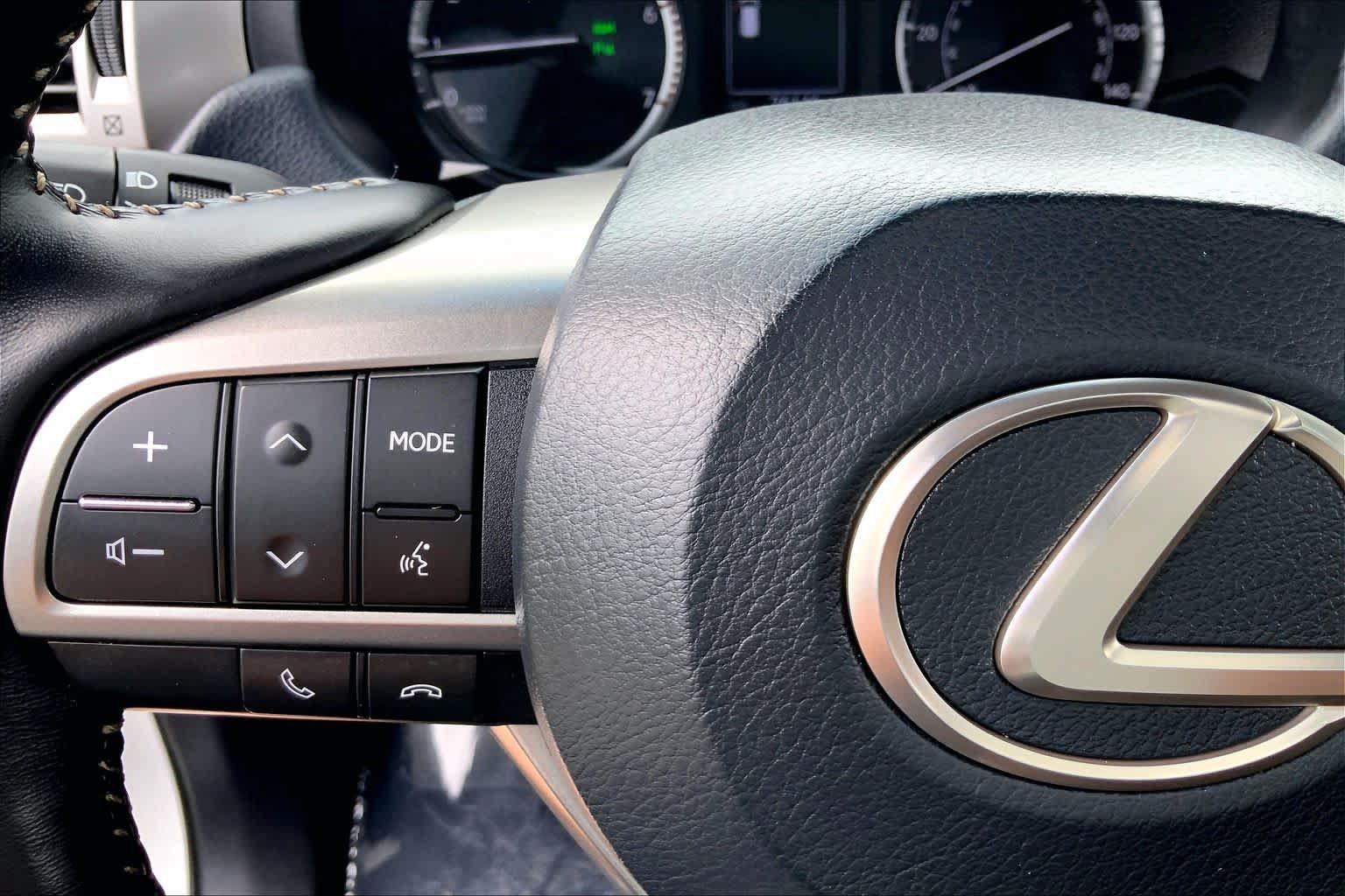 Certified 2023 Lexus GX 460 Premium w/ Premium Package AWD/4WD image 24