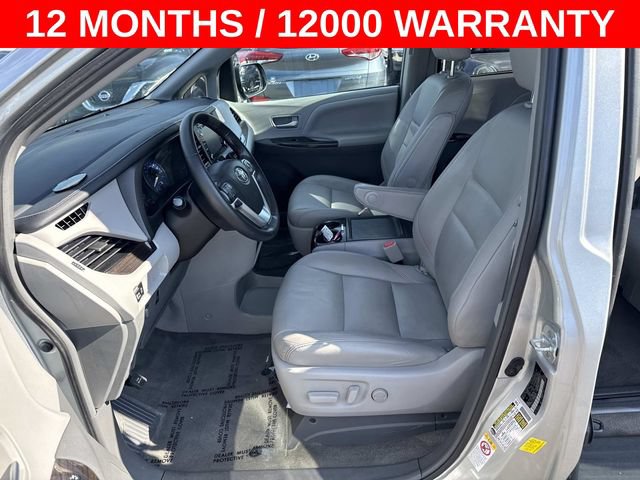 Used 2019 Toyota Sienna XLE FWD image 11