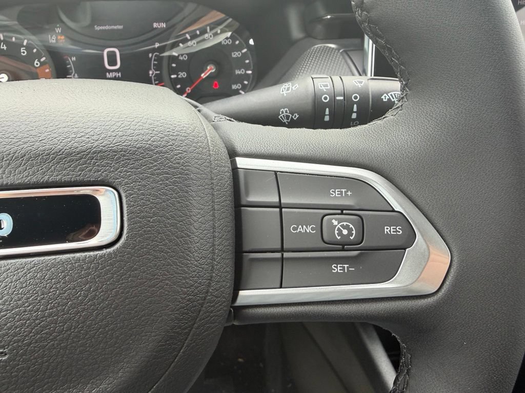New 2026 Jeep Compass Latitude AWD/4WD image 36