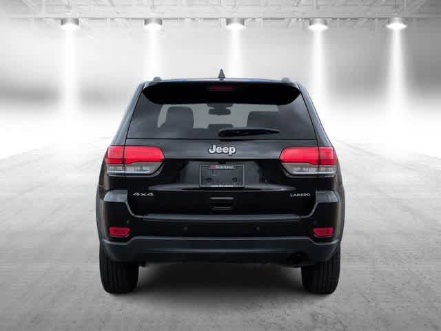 Used 2019 Jeep Grand Cherokee Laredo AWD/4WD image 7