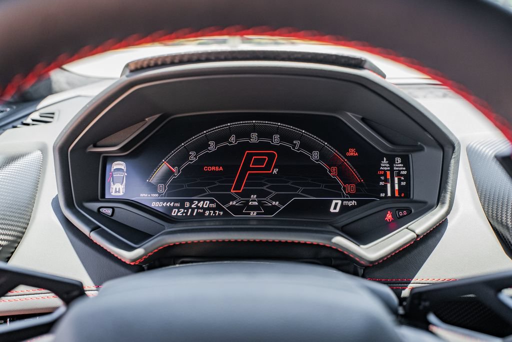Used 2024 Lamborghini Huracan EVO AWD/4WD image 25