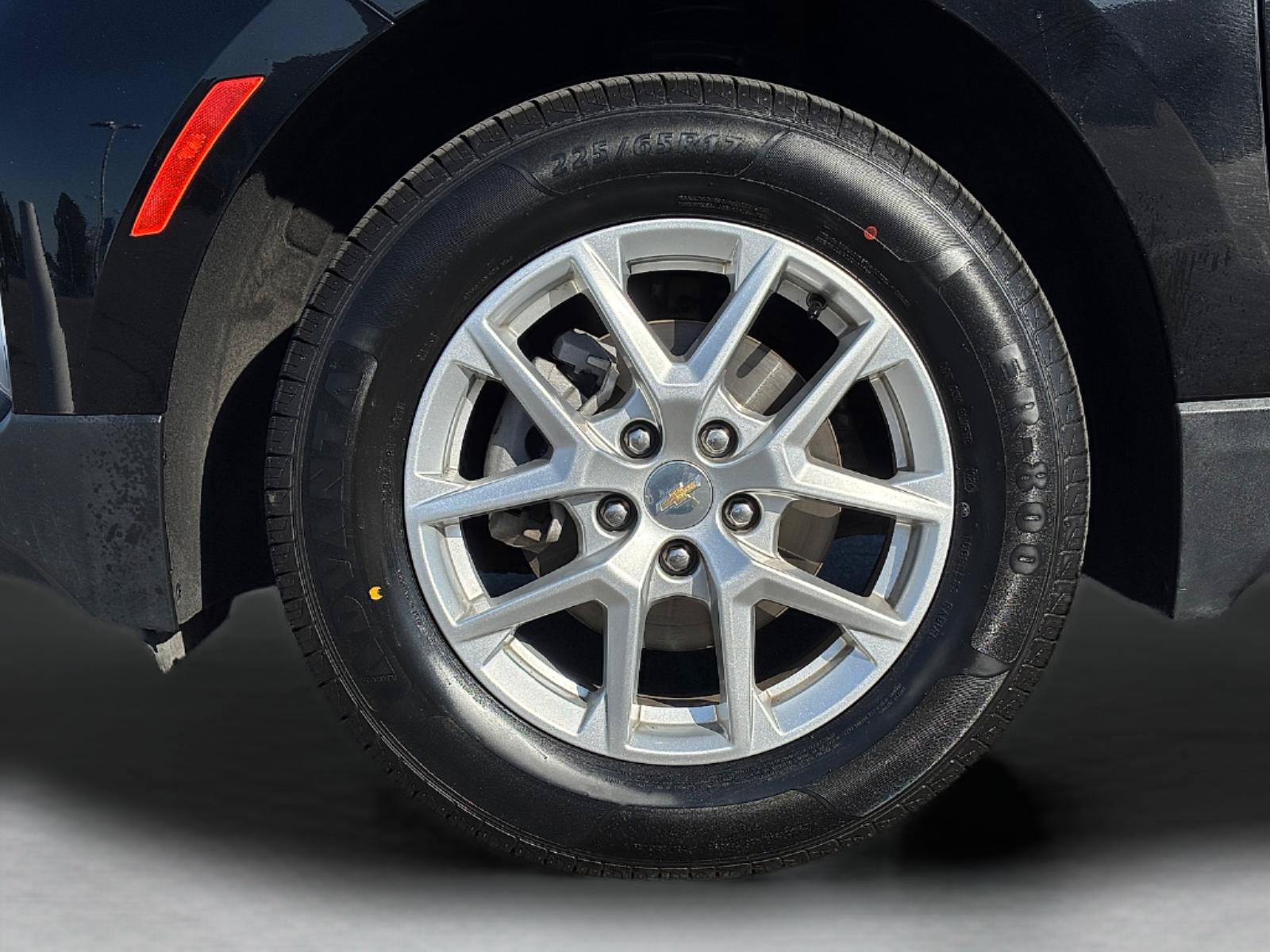 Used 2024 Chevrolet Equinox LT AWD/4WD image 13