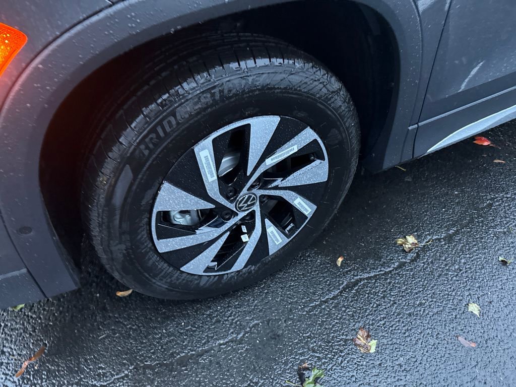 New 2025 Volkswagen Tiguan S video 2