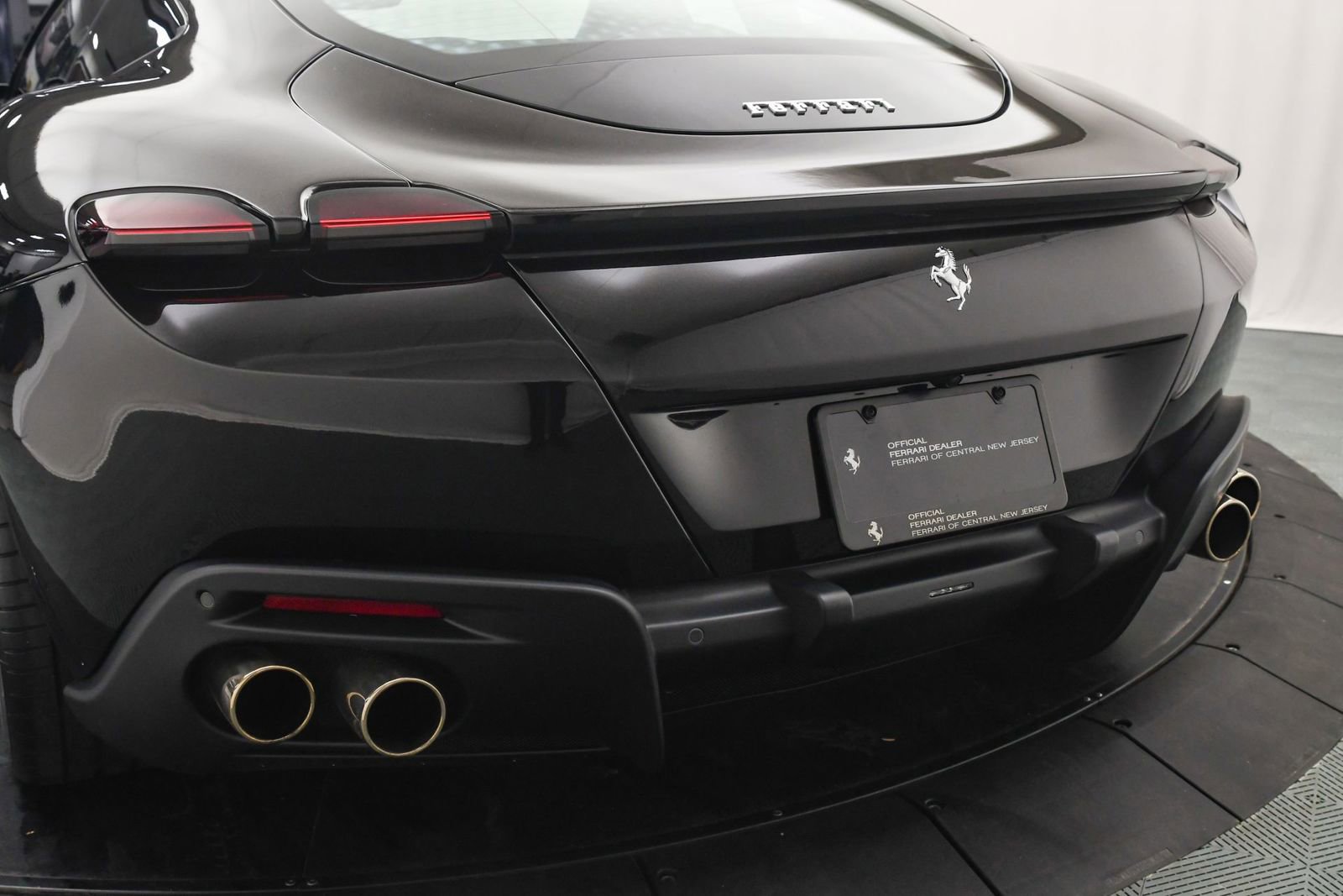 Certified 2023 Ferrari Roma image 22