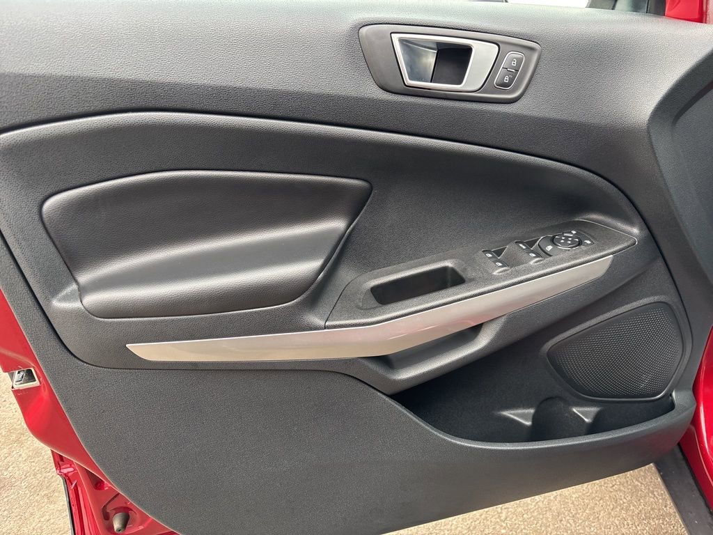 Used 2022 Ford EcoSport Titanium image 12