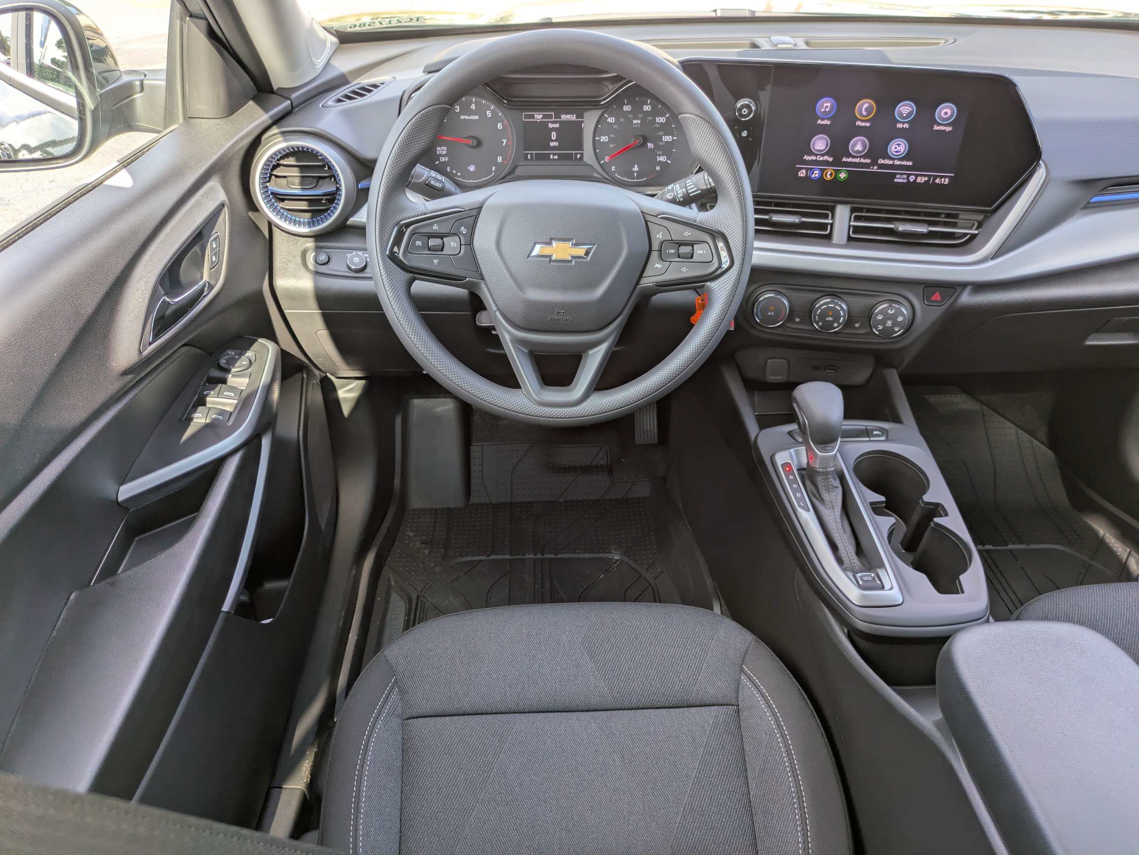New 2026 Chevrolet Trax LS w/ LS Convenience Package FWD image 4