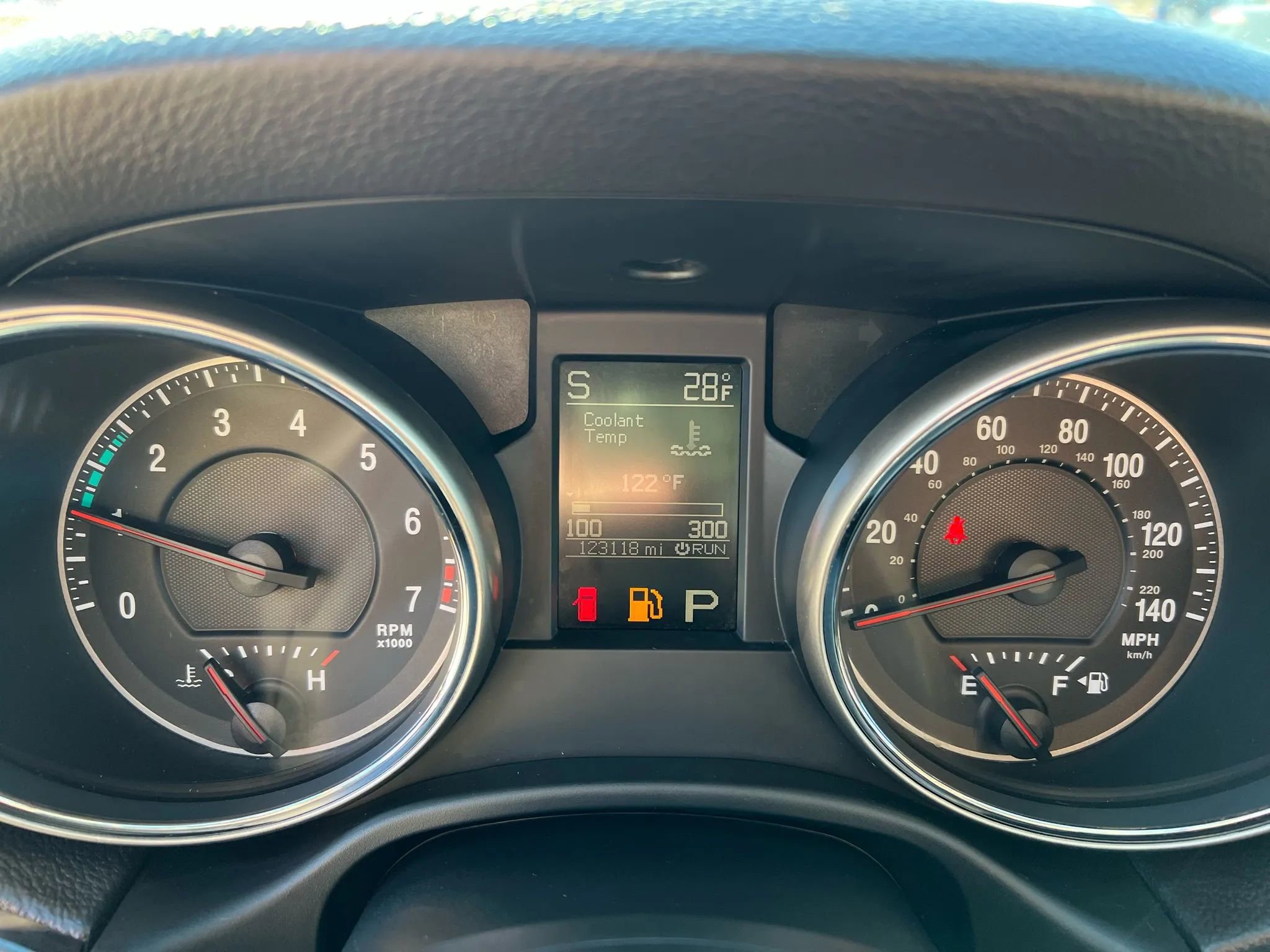 Used 2012 Jeep Grand Cherokee Laredo w/ Laredo E Group image 16