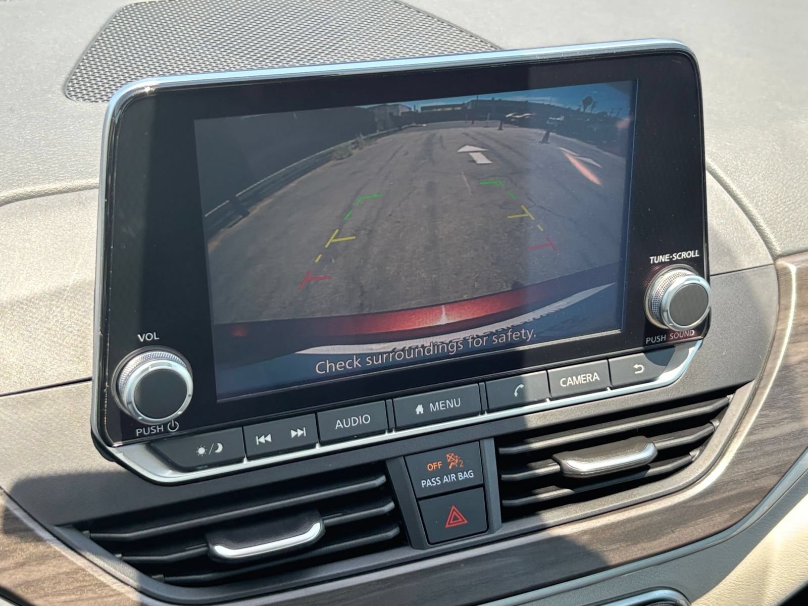 Used 2025 Nissan Altima 2.5 SV FWD image 24