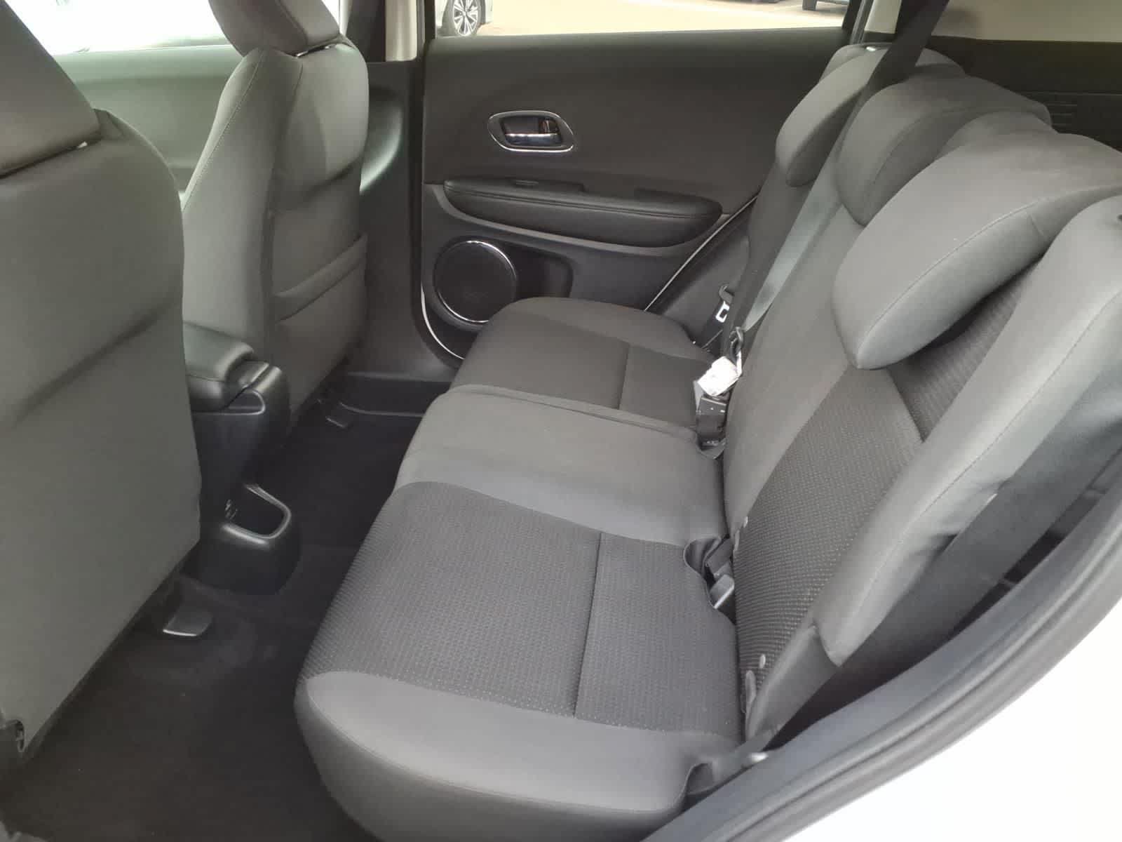 Used 2022 Honda HR-V EX image 9