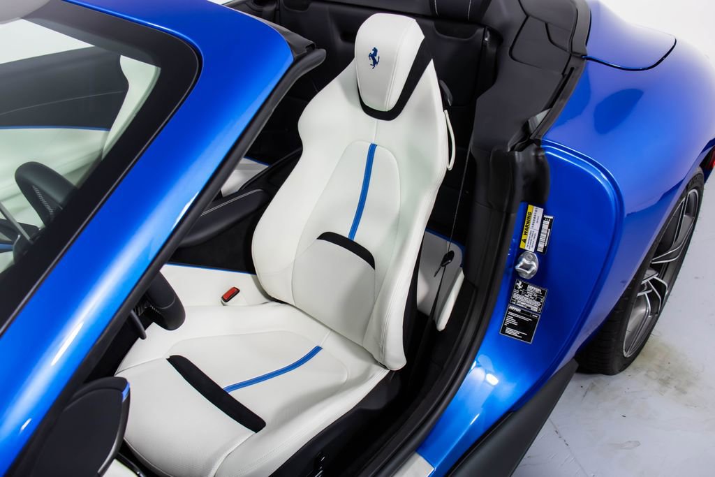 Certified 2025 Ferrari Roma Spider image 44