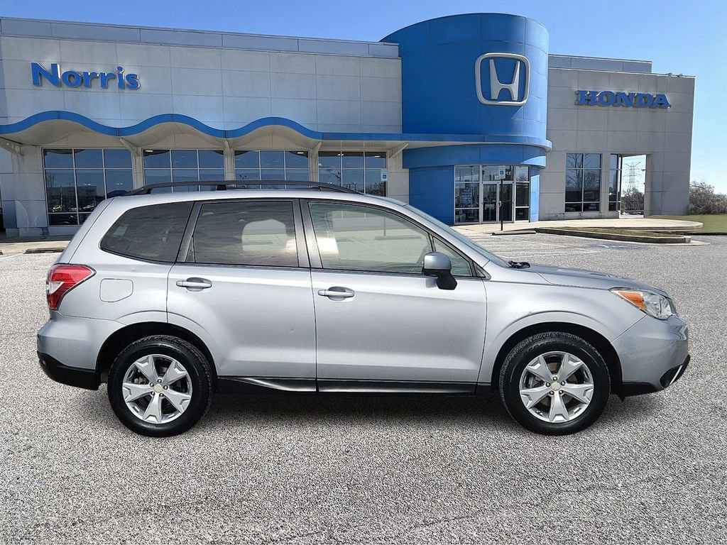 Used 2015 Subaru Forester 2.5i Premium image 5