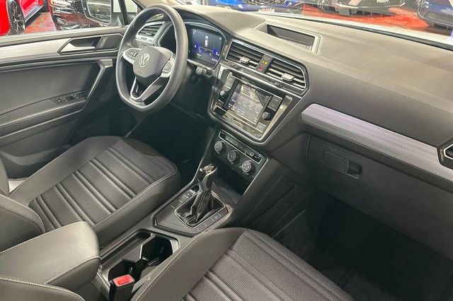 Certified 2023 Volkswagen Tiguan S FWD image 21