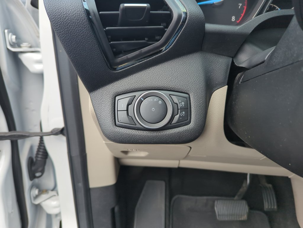 Used 2019 Ford Escape Titanium AWD/4WD image 20