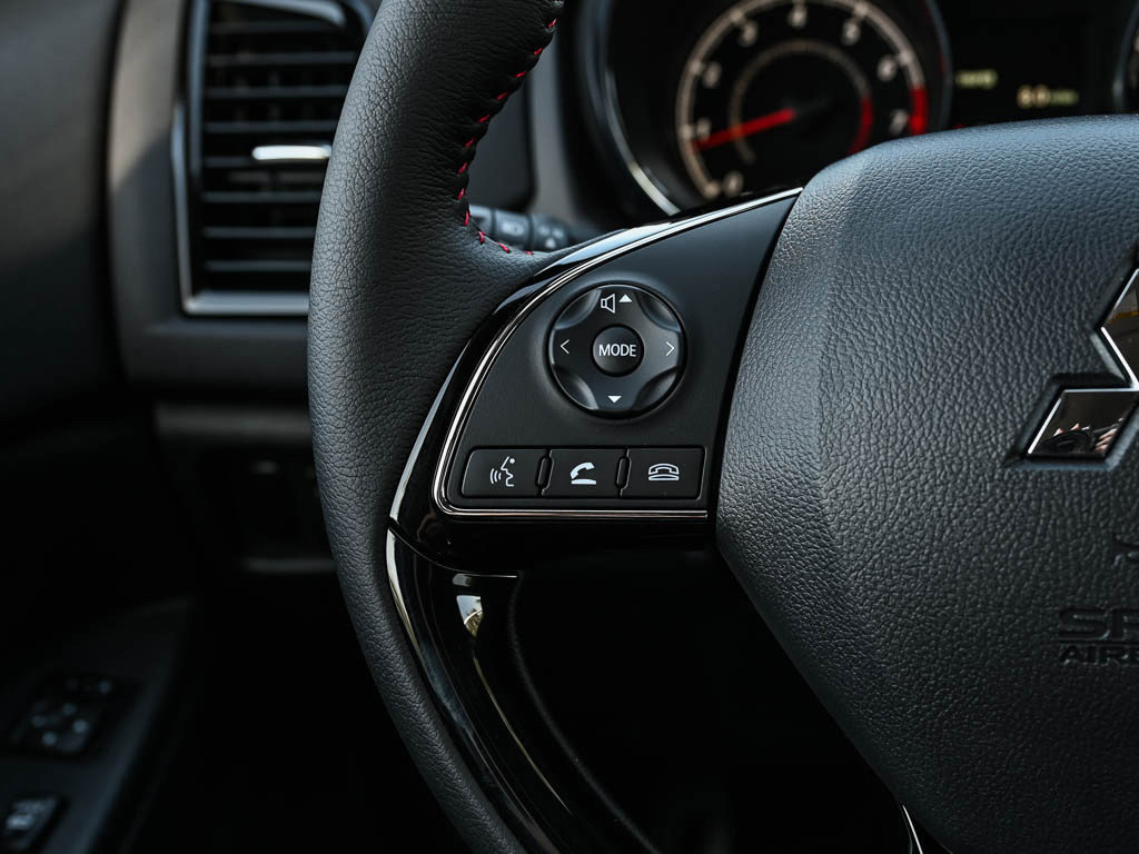 New 2025 Mitsubishi Outlander Sport LE image 19