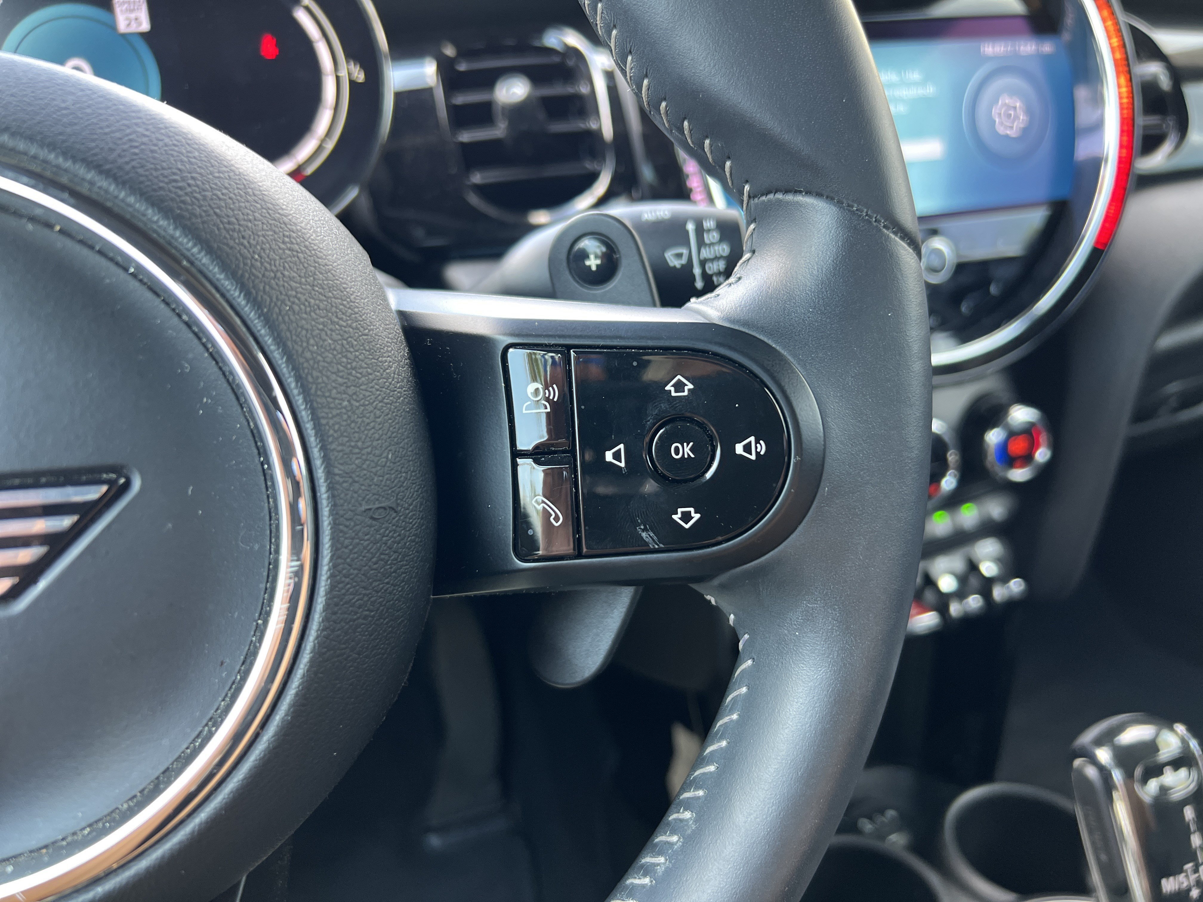 Certified 2024 MINI Cooper S FWD image 13