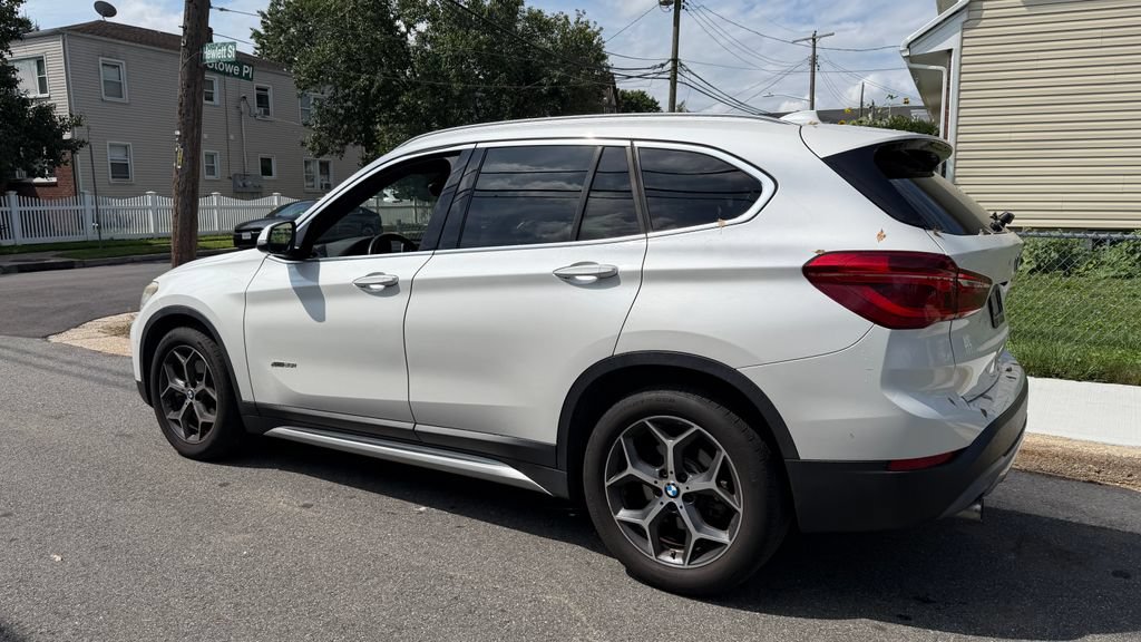 Used 2016 BMW X1 xDrive28i AWD/4WD image 6