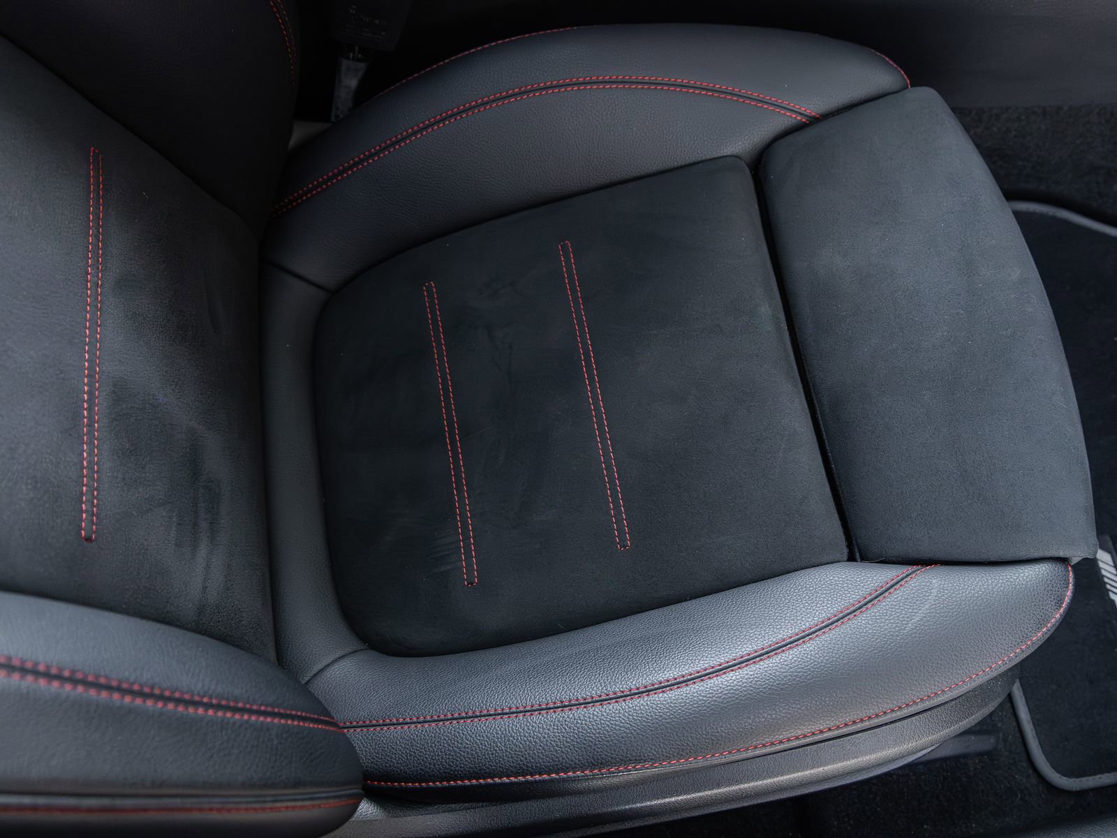 Used 2023 Mercedes-Benz CLA 250 image 37