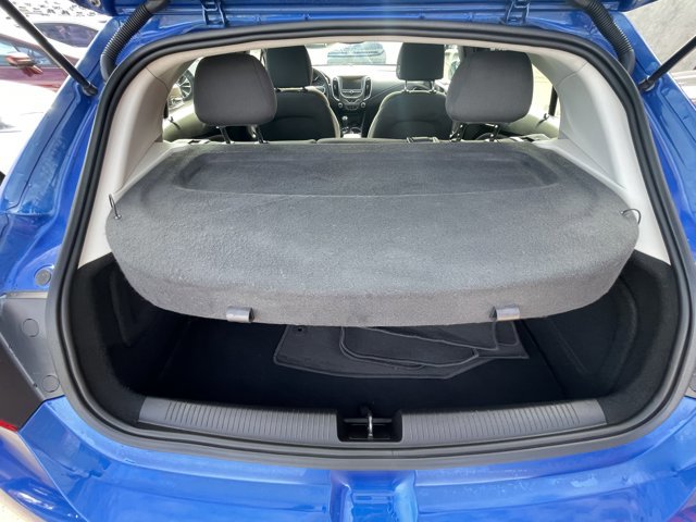 Used 2017 Chevrolet Cruze LT w/ Convenience Package FWD image 7