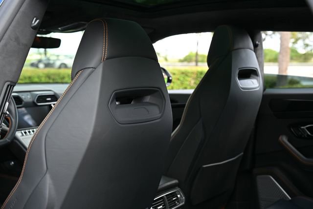 Used 2023 Lamborghini Urus S AWD/4WD image 36