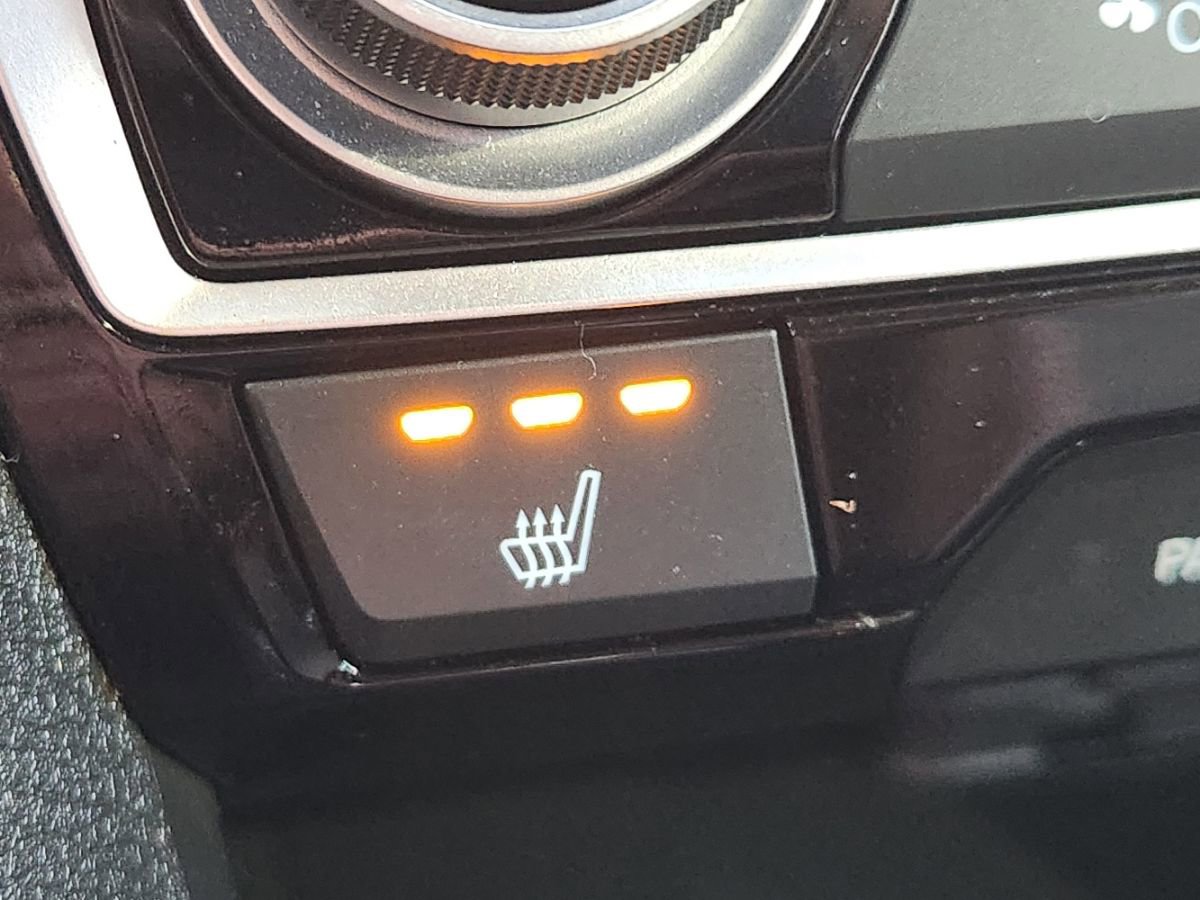 Used 2016 Honda Civic Touring image 19